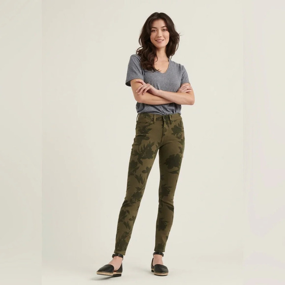Lucky Brand mid rise skinny Ava pant SZ 2/26 - Picture 1 of 10